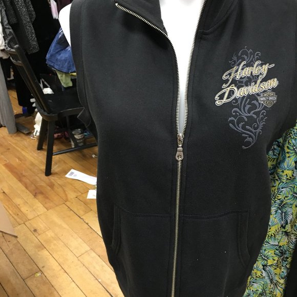 Sexy Harley Davidson Sleeveless Black Vest  Large NWT  Price is FIRM  Har1 - Picture 2 of 8